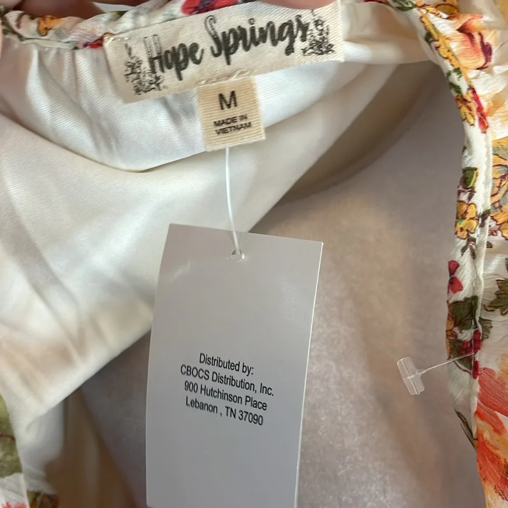 [Hope Springs] “Ivory Mixed Floral” Blouse - Size Medium NWT - Picture 5 of 5
